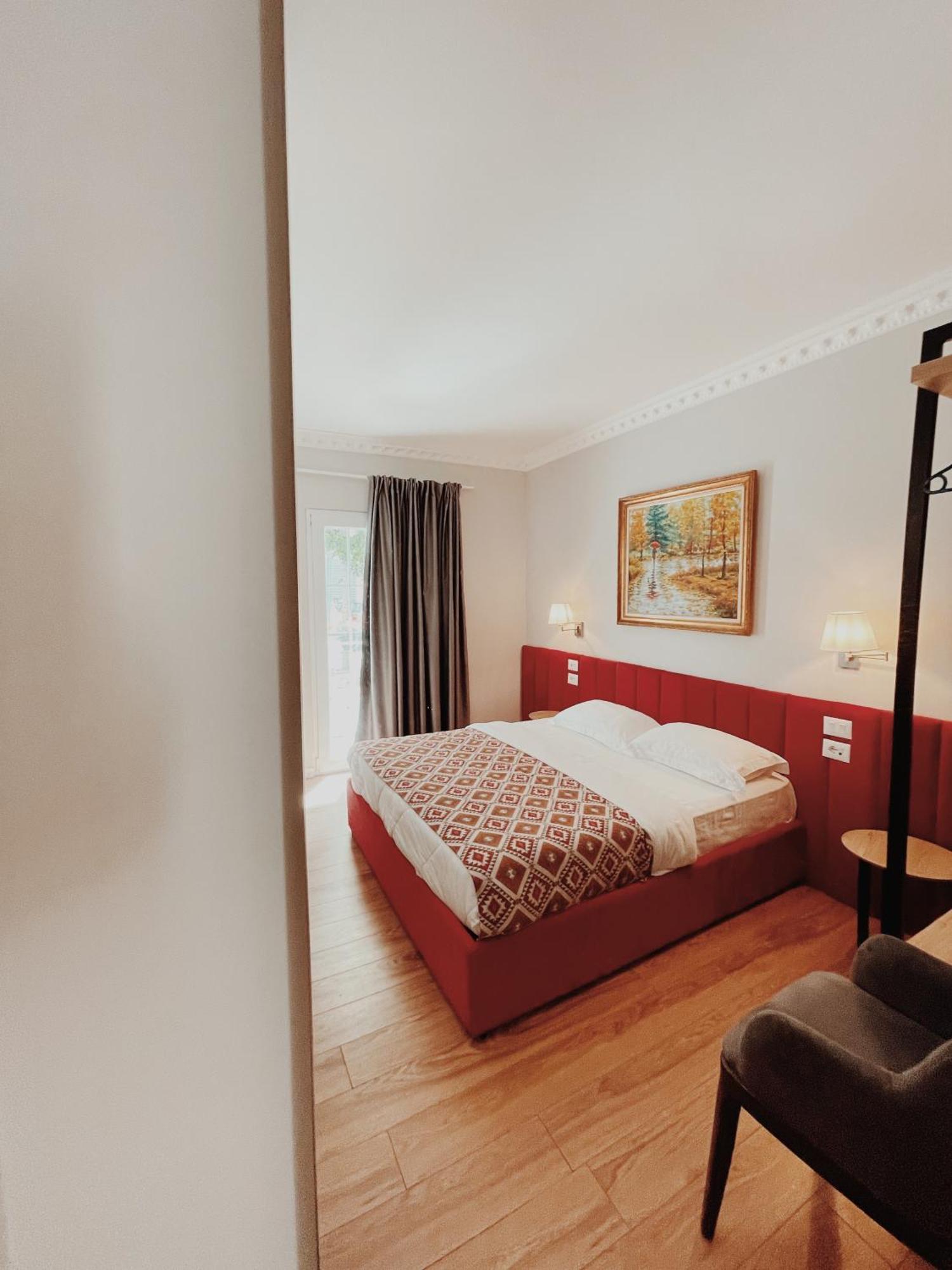 Ruby Palace Vlorë 外观 照片