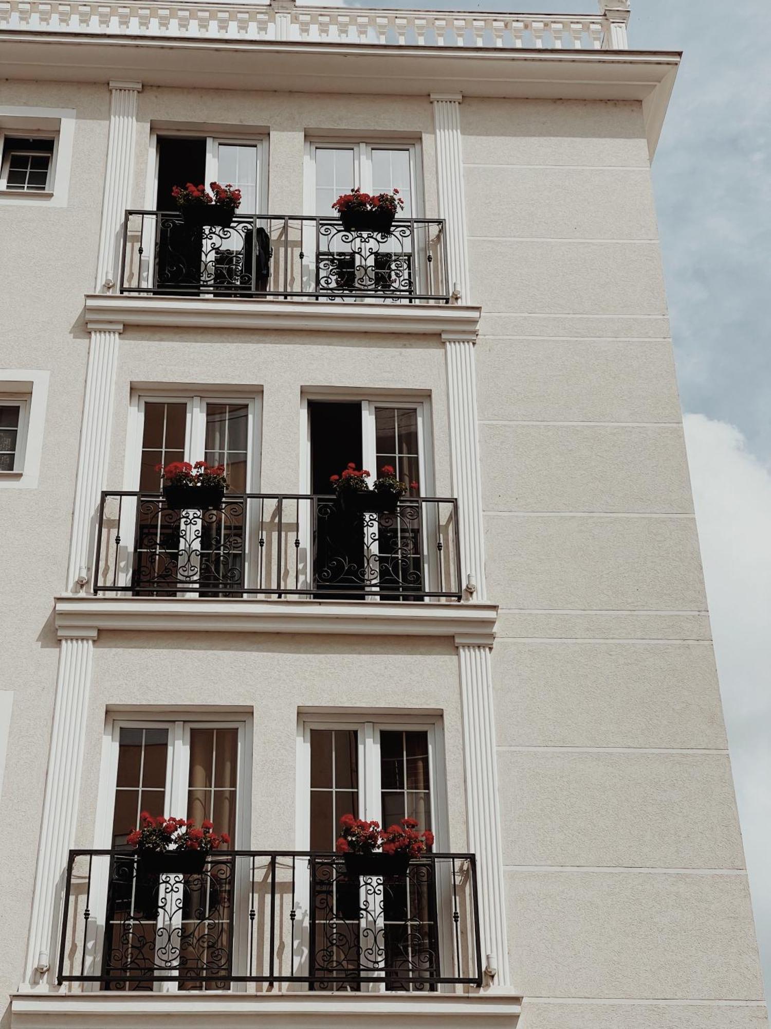 Ruby Palace Vlorë 外观 照片