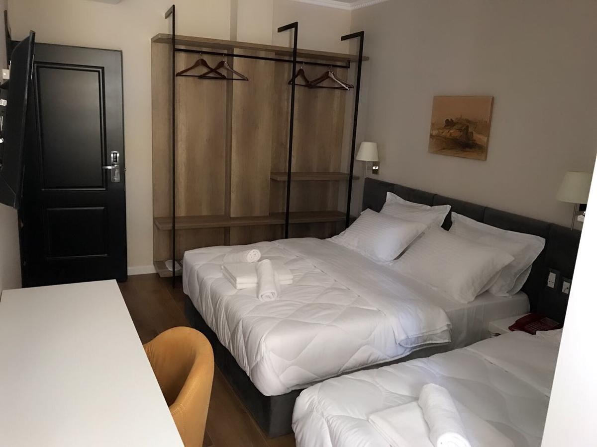 Ruby Palace Vlorë 外观 照片